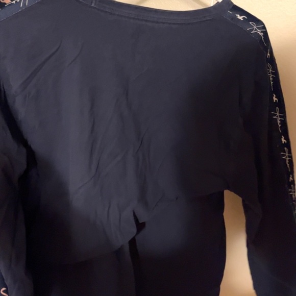 Hollister Long sleeve shirt mid-causal wear great condition size medium - Picture 2 of 3